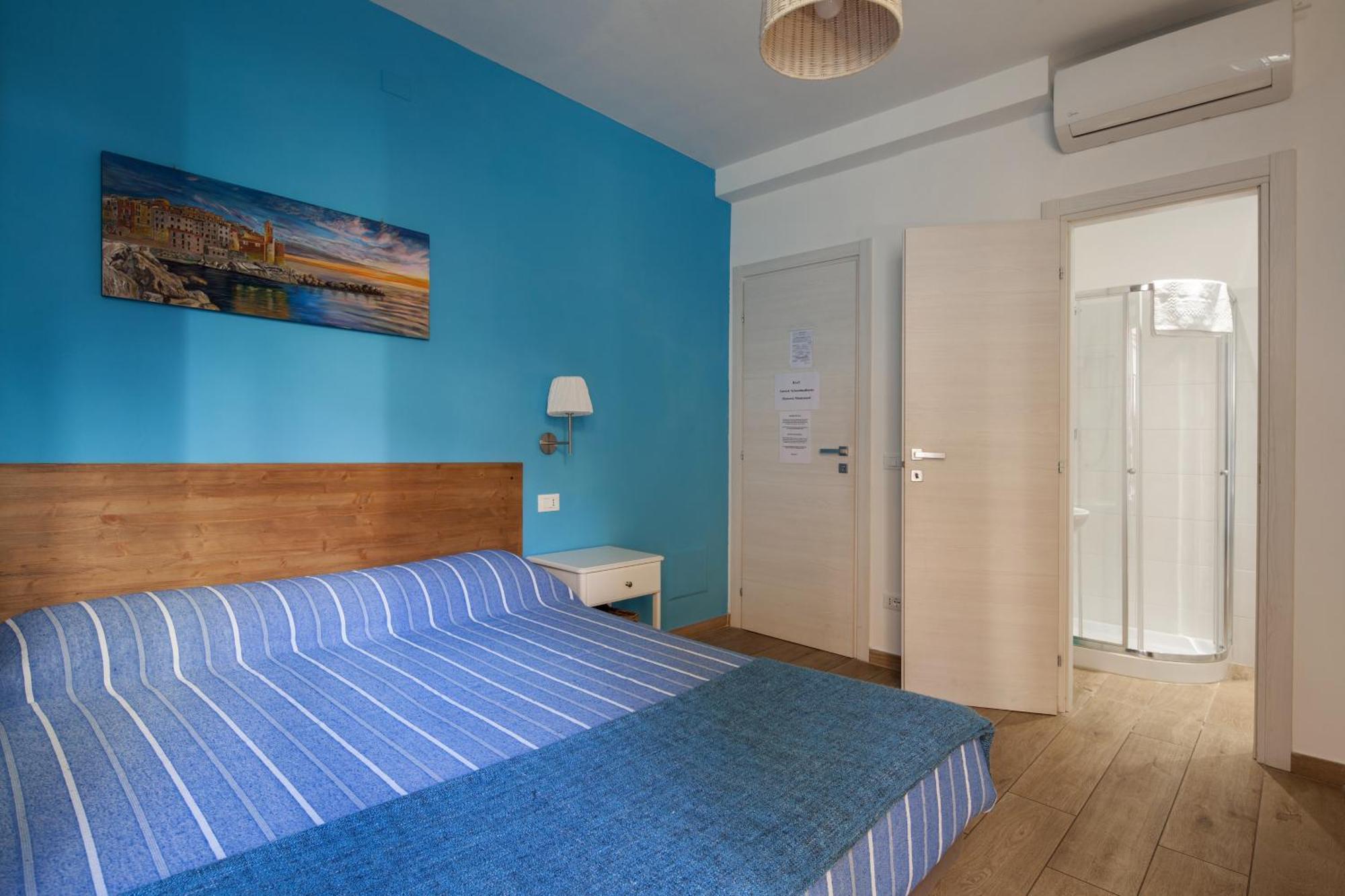 Cinque Terre Charme Rooms La Spezia Exterior photo
