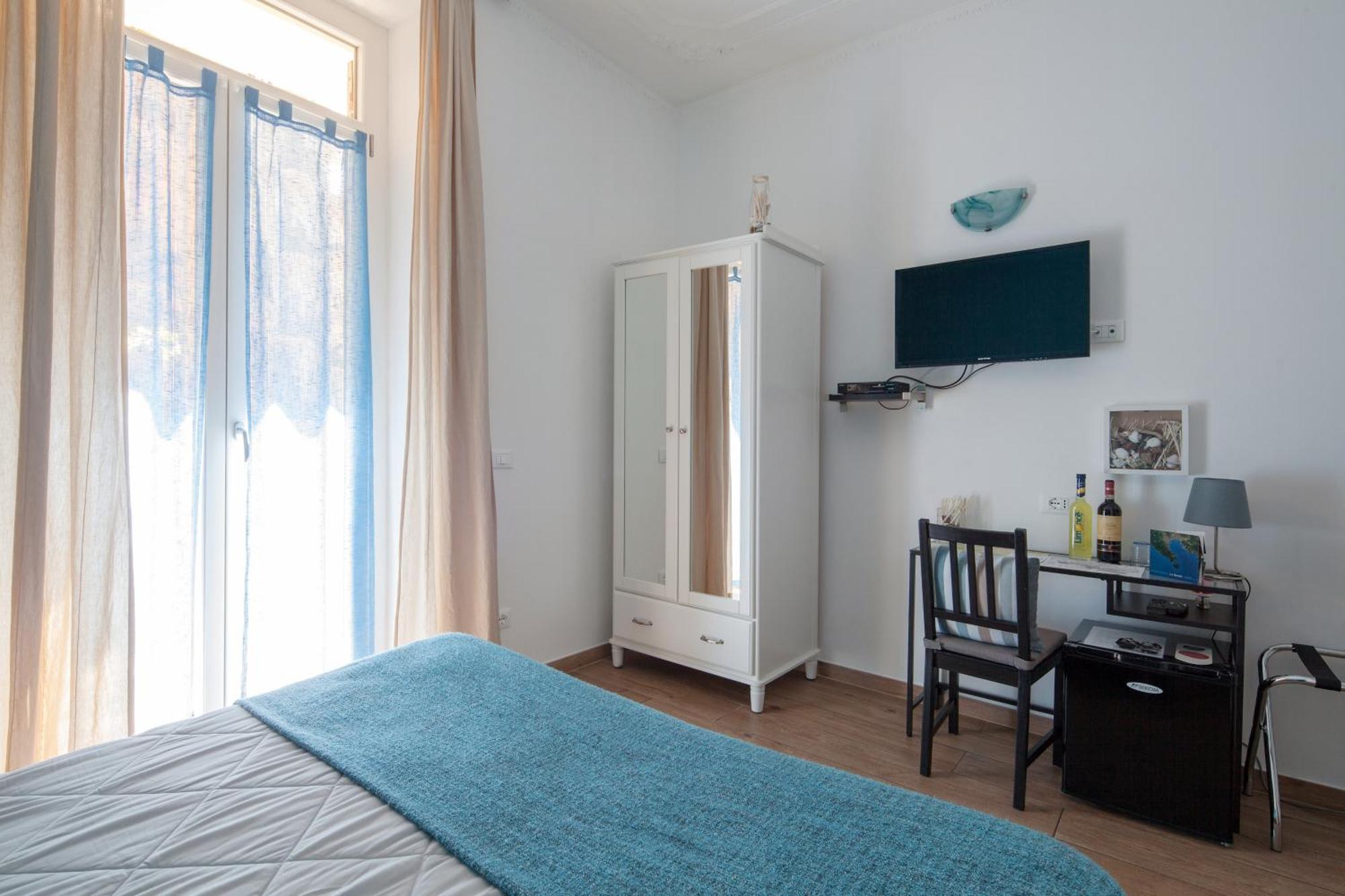 Cinque Terre Charme Rooms La Spezia Exterior photo